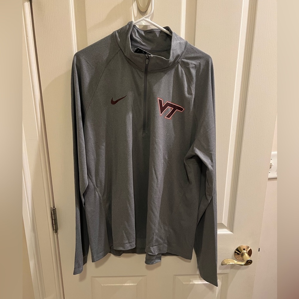 Virginia tech Nike XXL women’s top